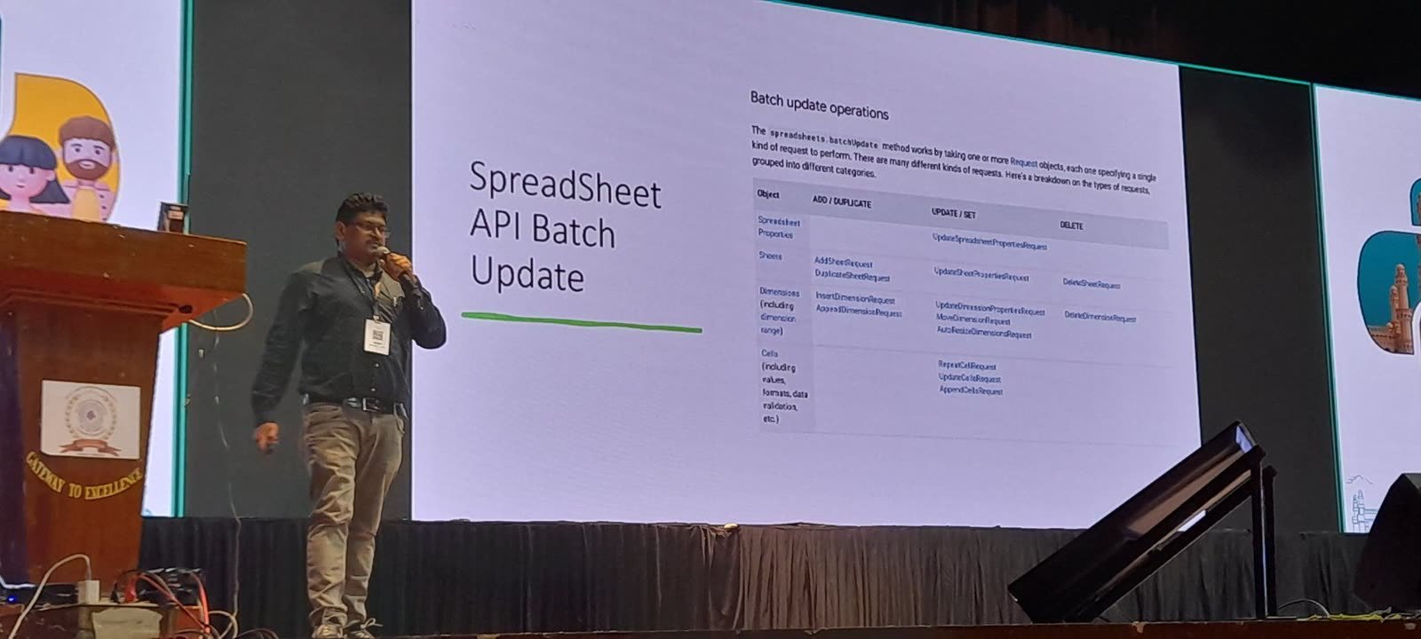 Shashi Jeevan presenting the Google Sheets API batch update slide on stage at PyCon India 2023